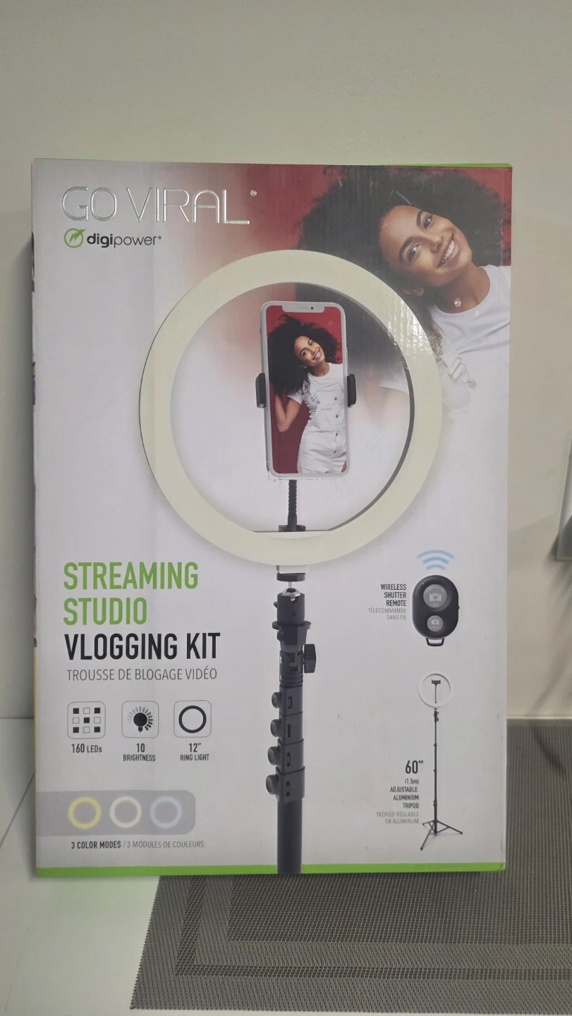 DigiPower Go Viral Streaming Studio Vlogging Kit