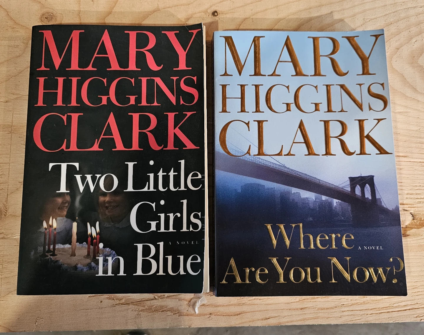 Mary Higgins Clark Series Books - photo 4