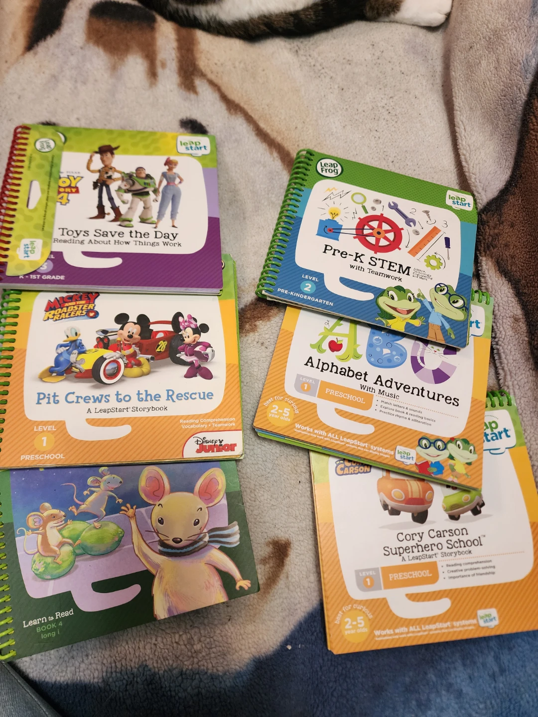 Leap Frog LeapStart 2 Learning Systems with Books - photo 4
