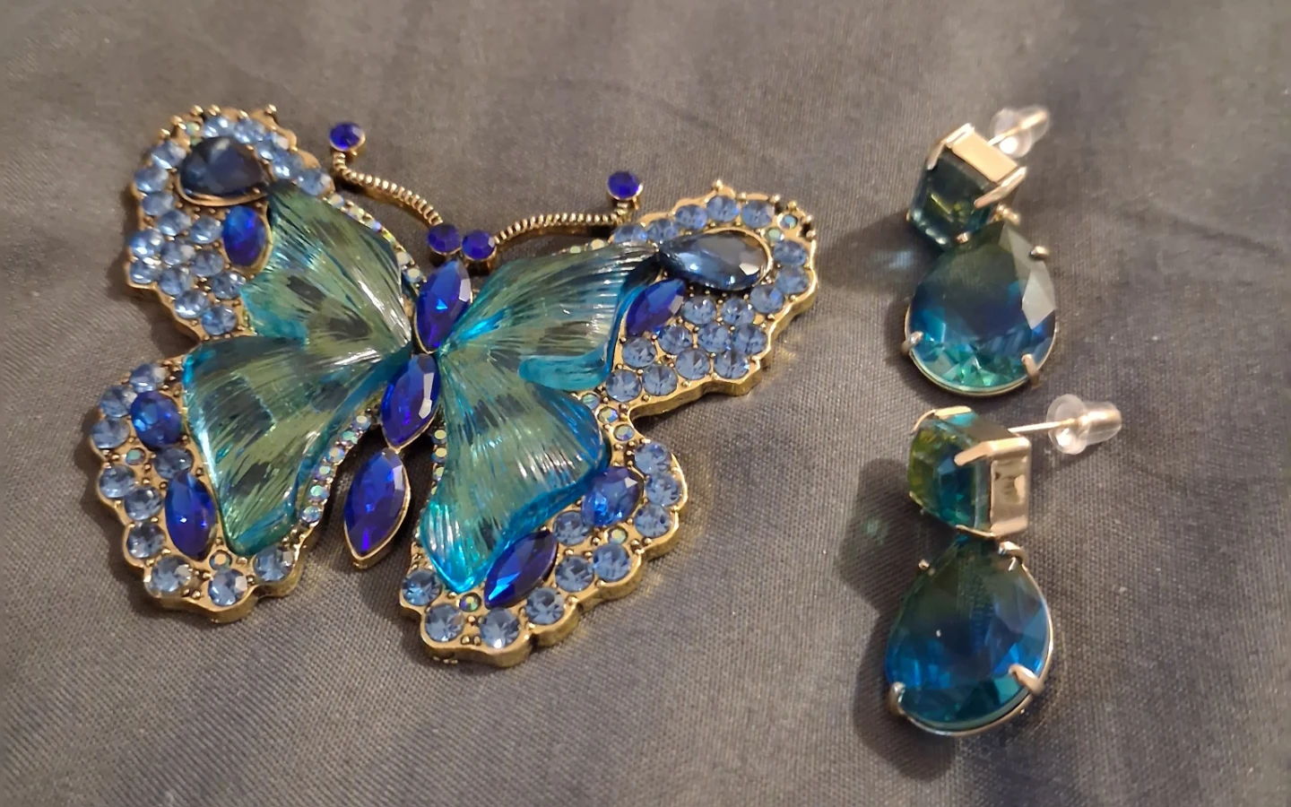 Butterfly Brooch and Earrings Set
