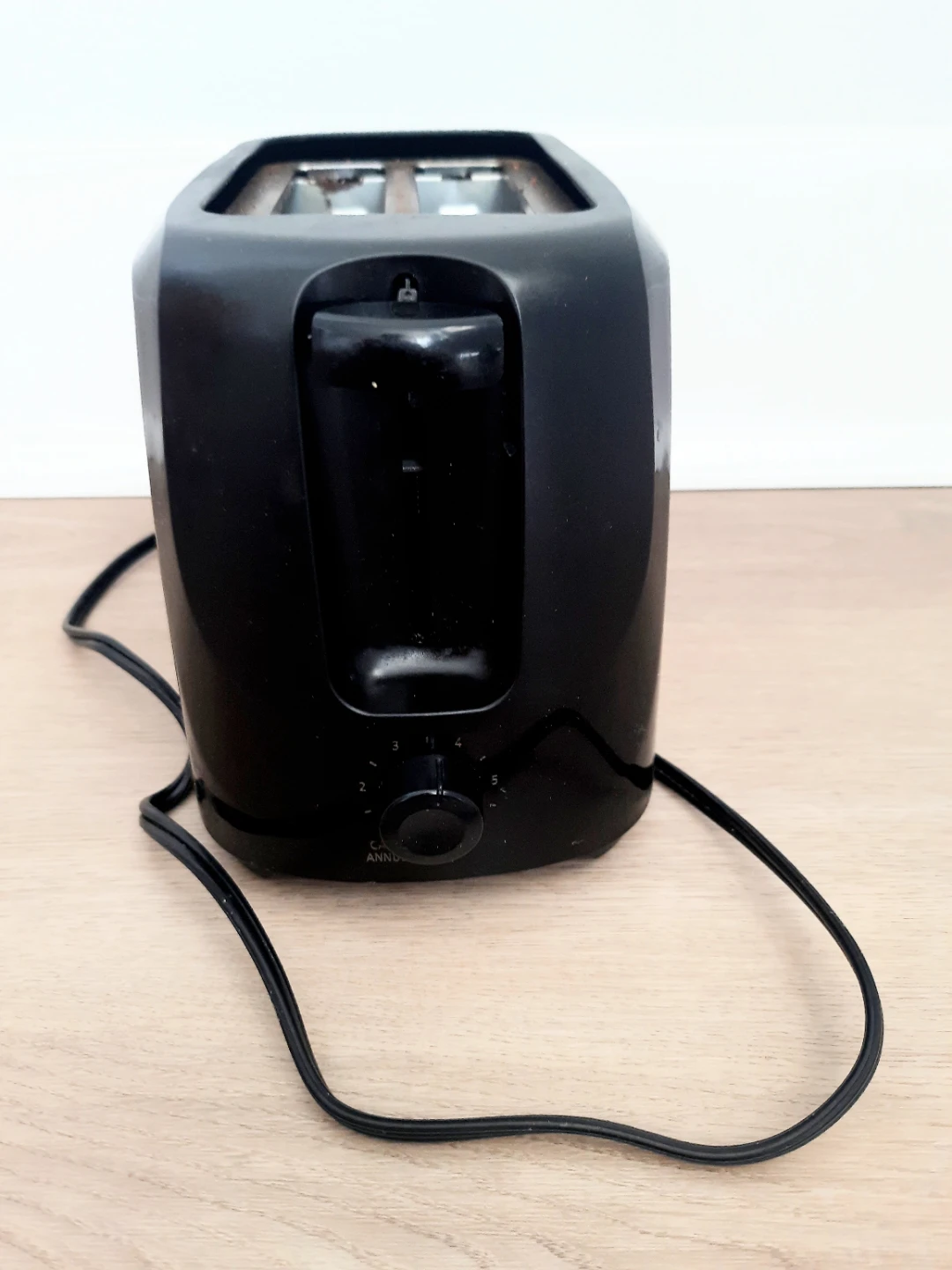 Black 2-Slice Toaster