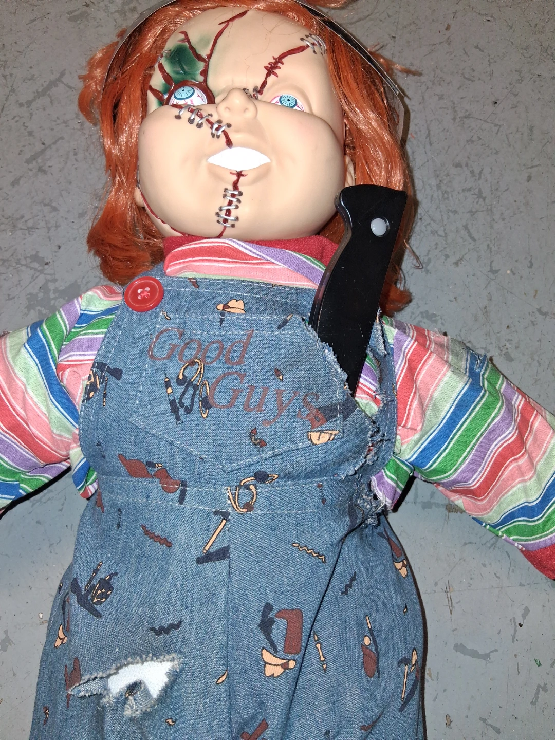 Chucky "Good Guys" Doll with Knife Full Size!! - photo 2