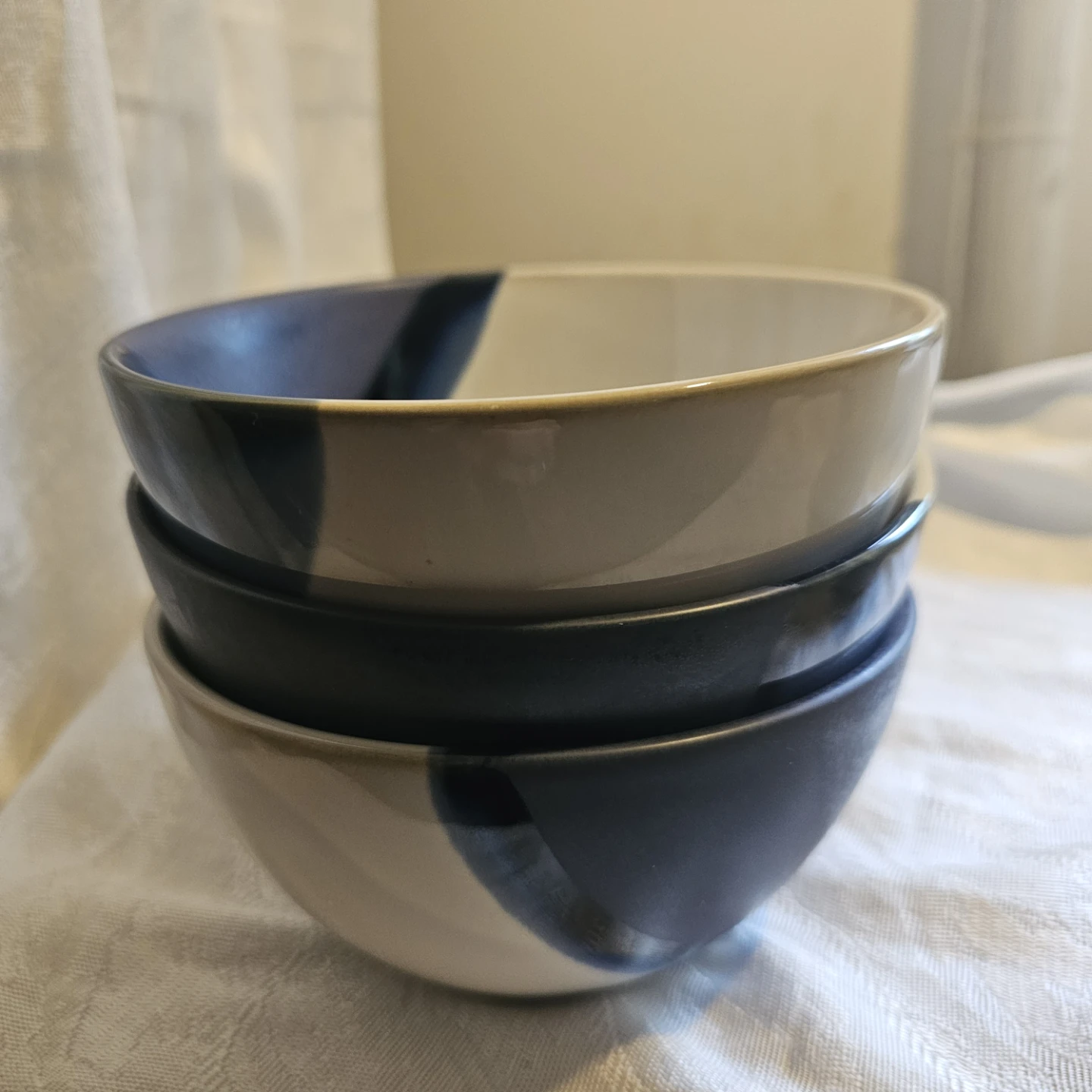Set of 3 blue & cream Ceramic Bowls - photo 2