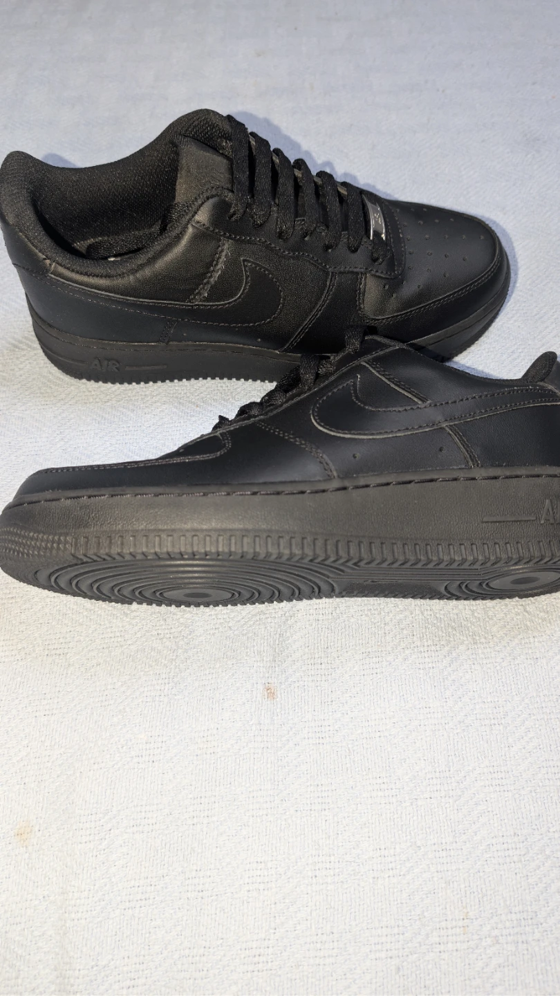 Nike Air Force 1 Low Black Size 7.5