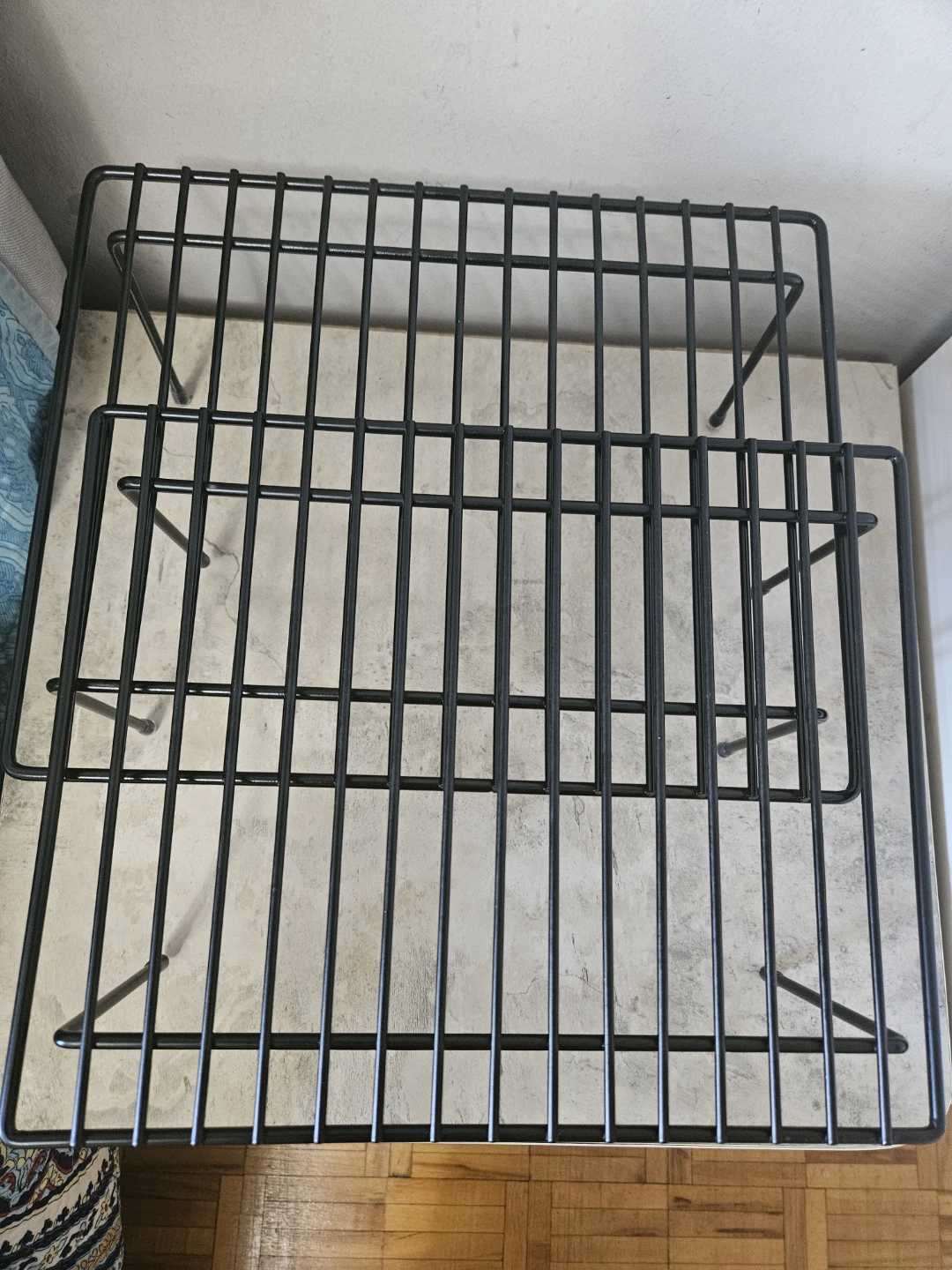 Black Wire Cooling Rack