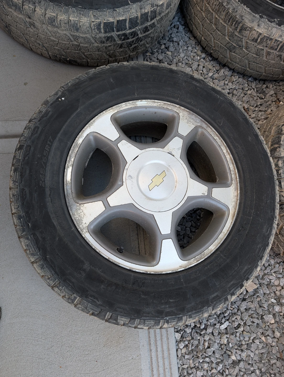 Chevrolet Rims and Tires (Set of 4) - photo 2