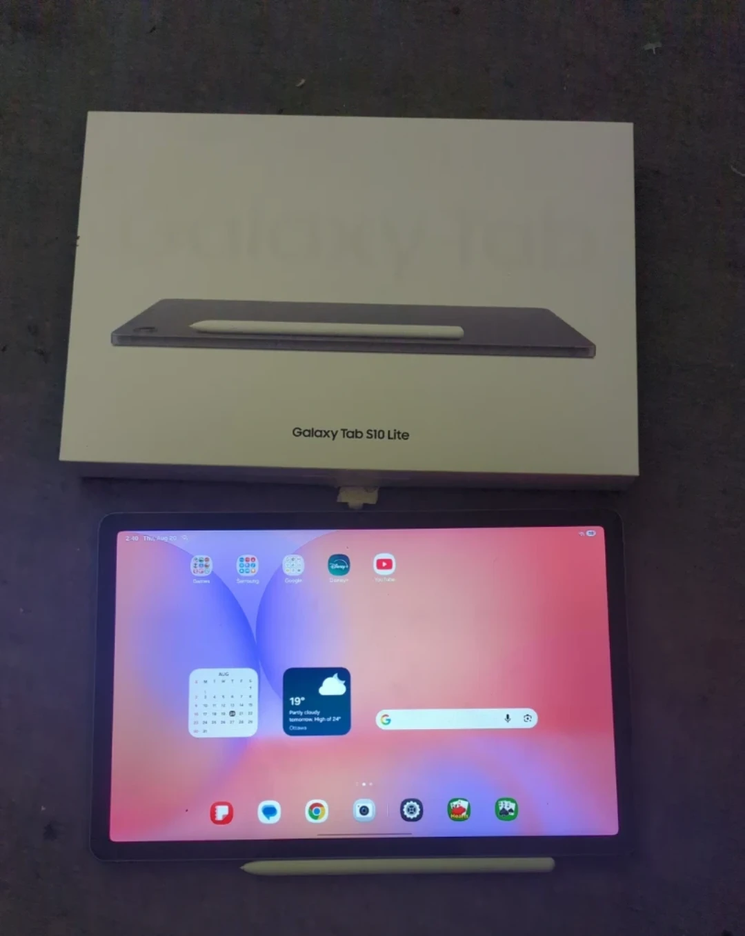Open boxed Galaxy tab s10 lite