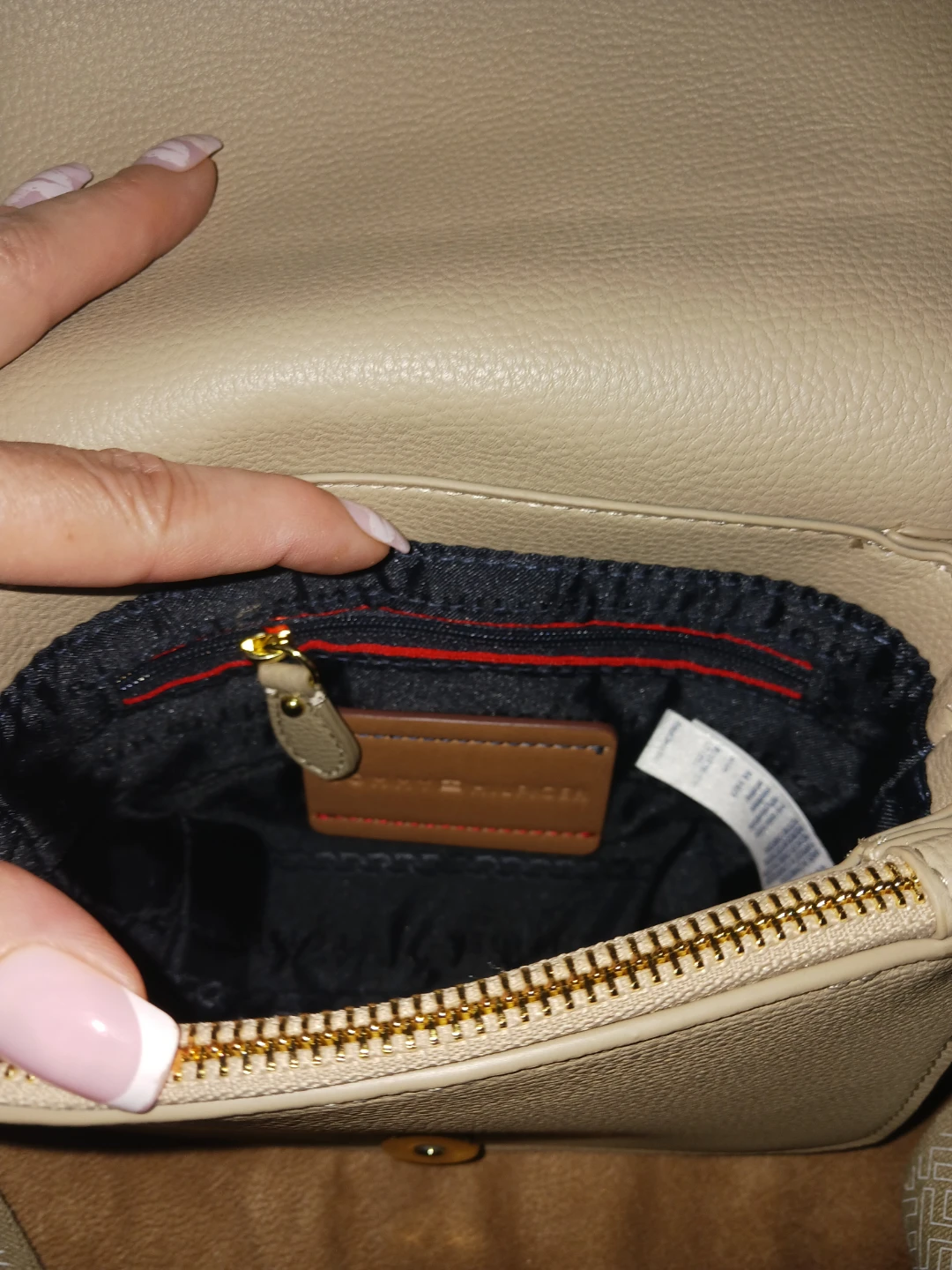 Tommy Hilfiger Beige Crossbody Bag - photo 4