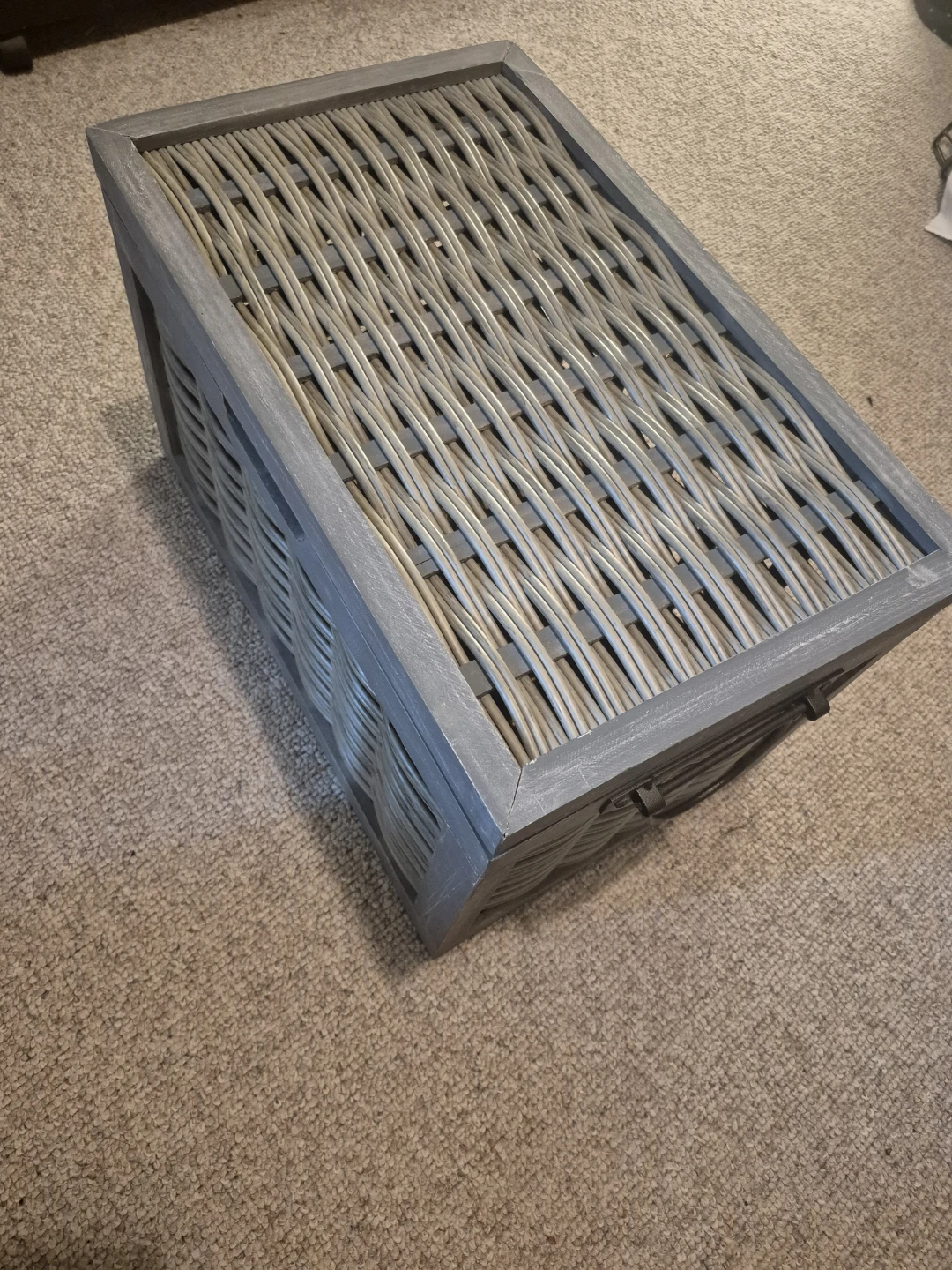 Grey wooden and wicker storage chest with lid - photo 5