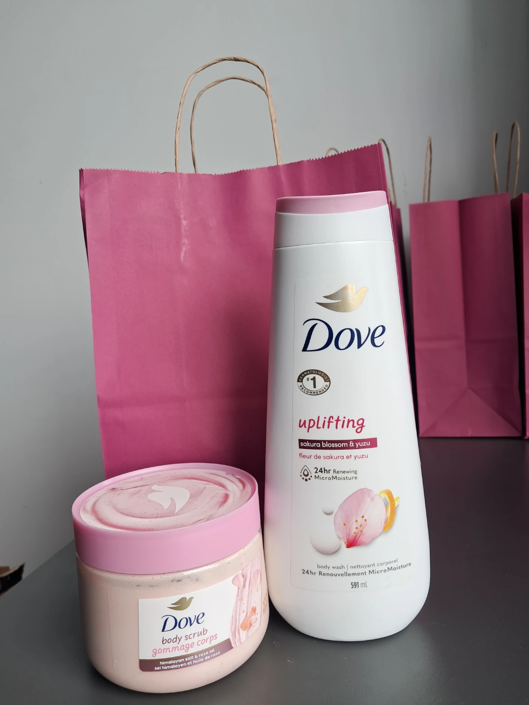 Dove Uplifting Body Wash and Body Scrub Set