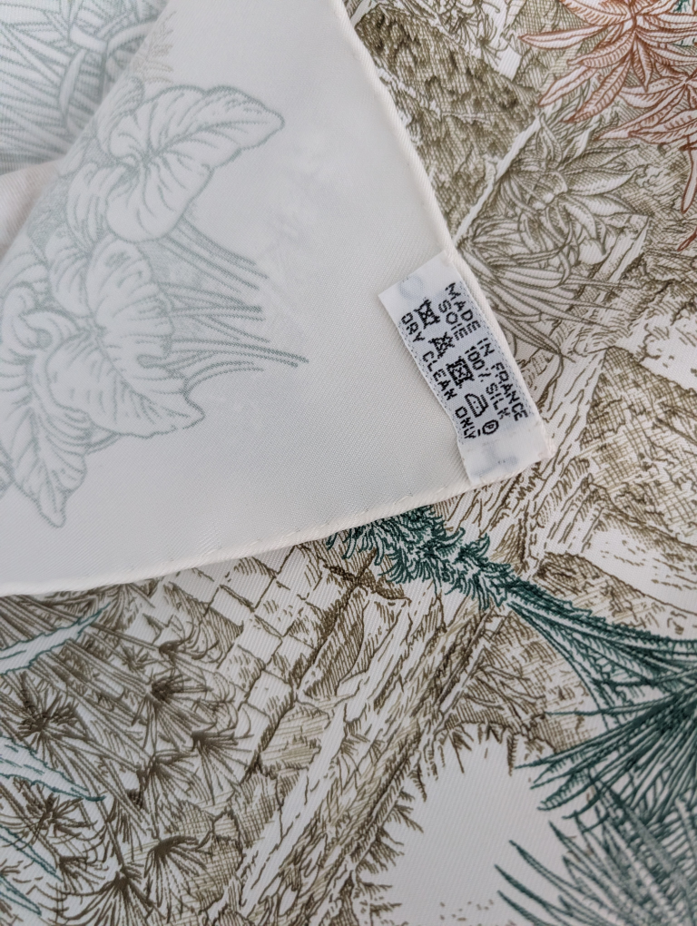 Hermès Le Jardin de la Villa Silk Scarf - photo 4