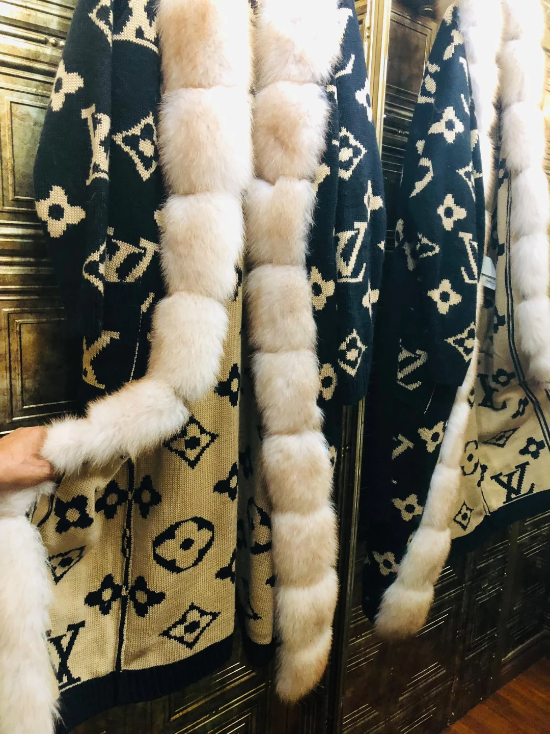 Knitted coat with real  fox fur  one size $800 - photo 3