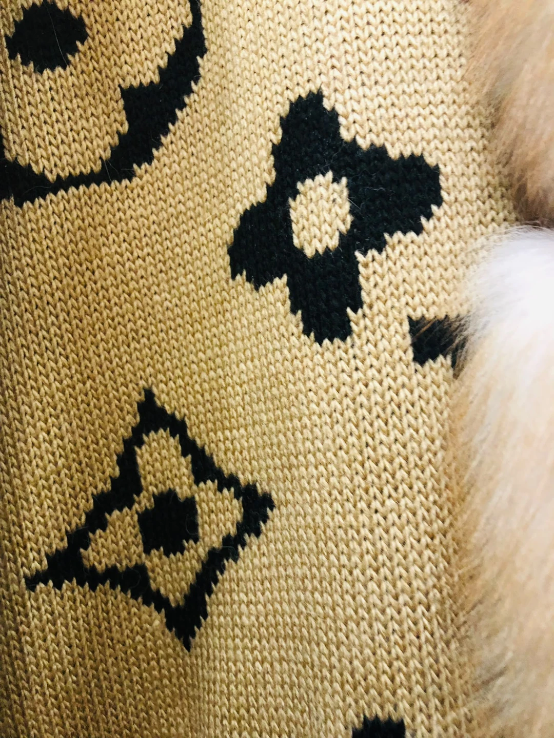 Knitted coat with real  fox fur  one size $800 - photo 4