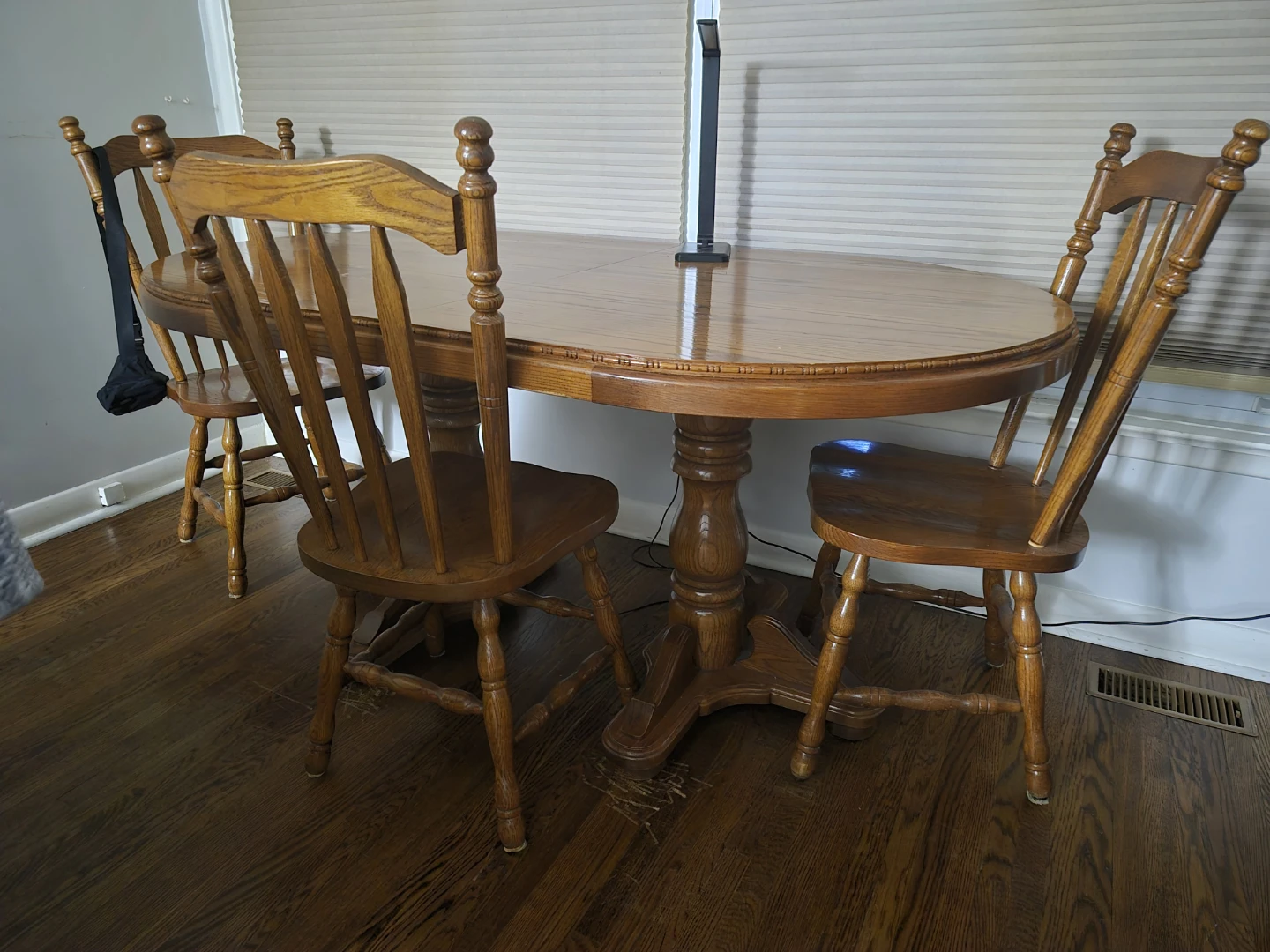 Oak Wood Dining Table with  6 Chairs - photo 4