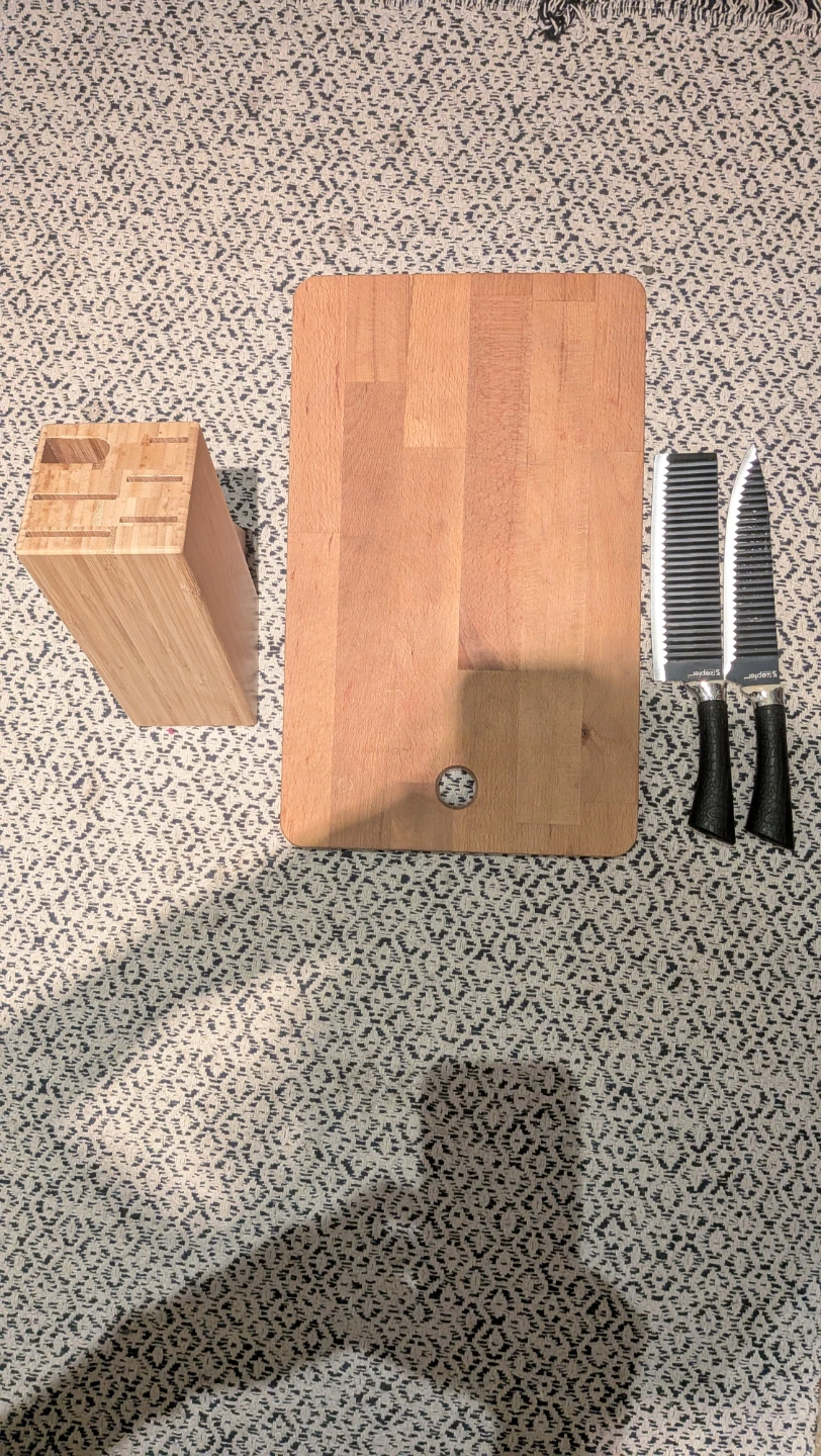 Kitchen Knife Set with Wooden Block & Cutting Board - photo 2
