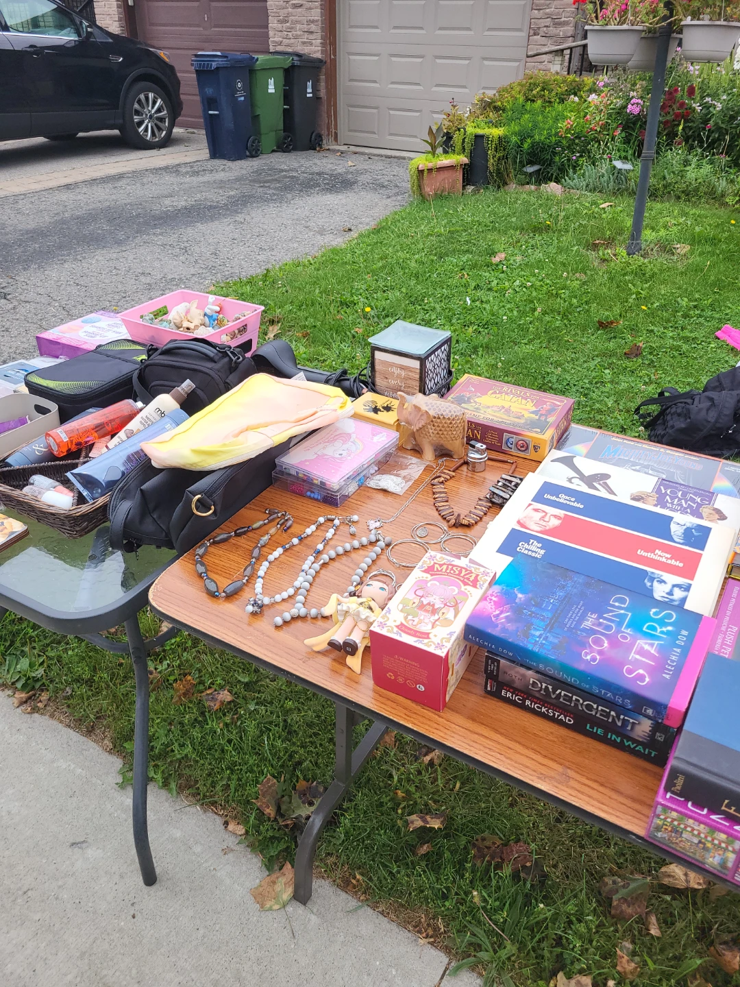 GARAGE SALE - photo 5