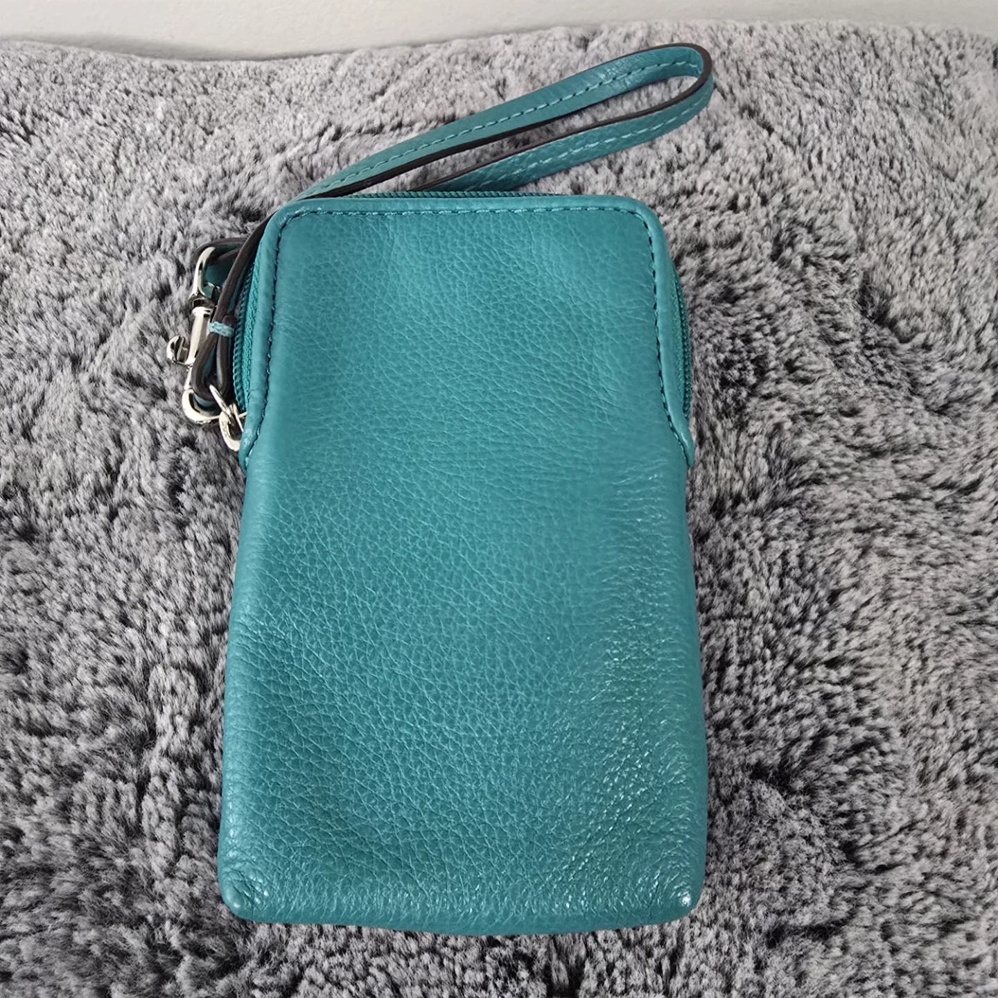 Coach Y2K Pebbled Leather Wristlet - Teal / Jade Blue-Green - photo 2