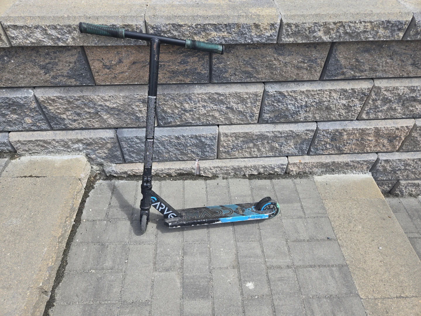 CARVE Freestyle Scooter