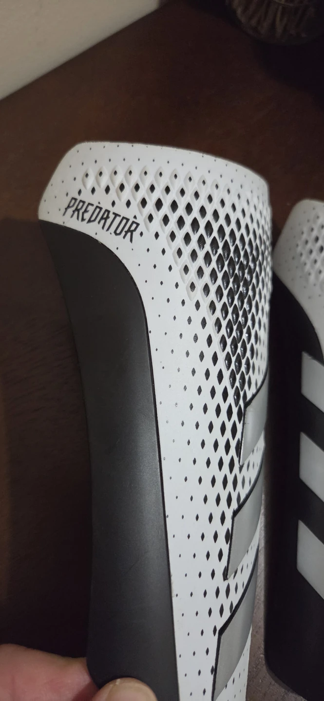 Adidas Predator Shin Guards Size L - photo 2