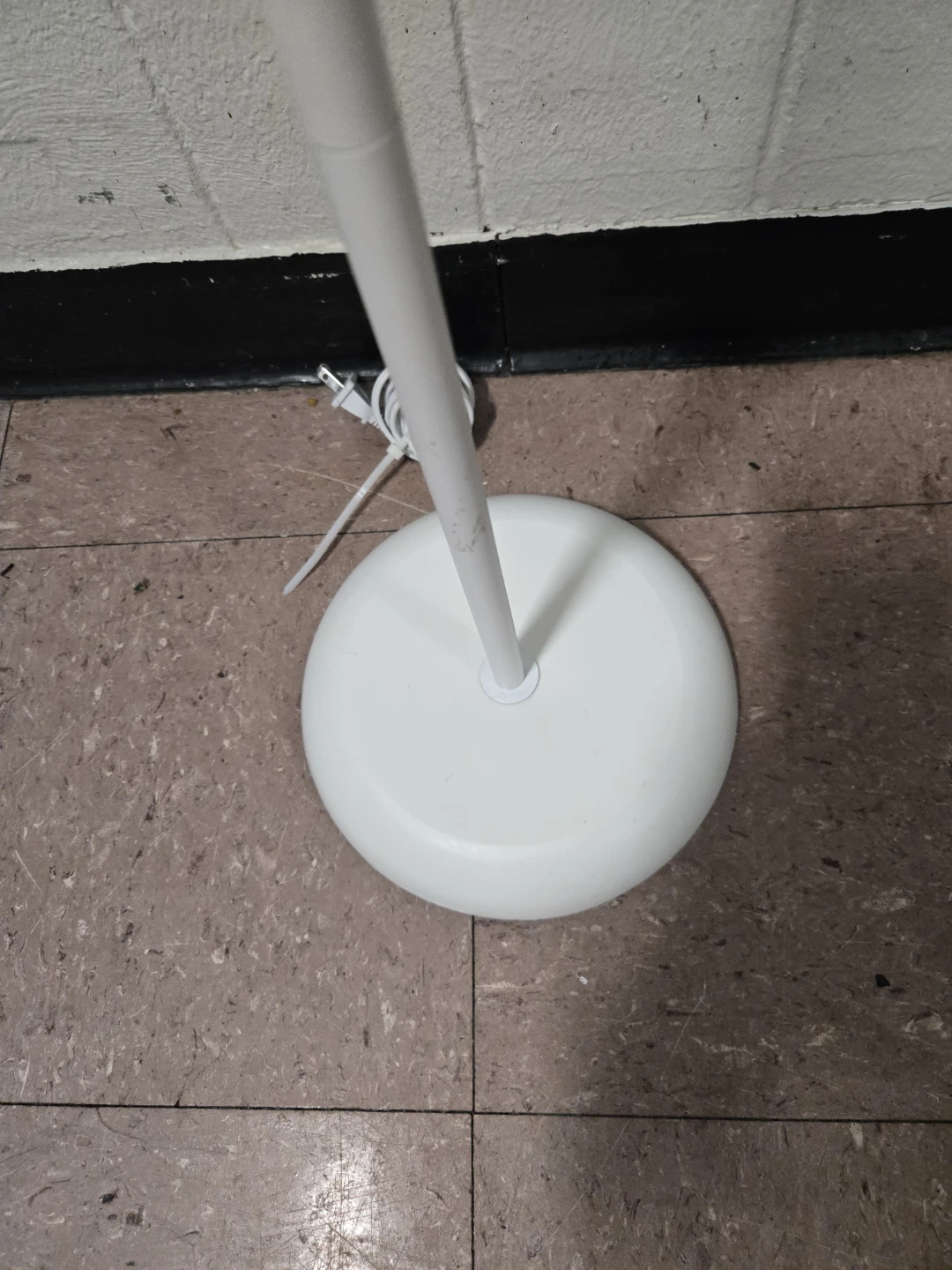 Simple White Torchiere Floor Standing Lamp with Bulb - photo 4