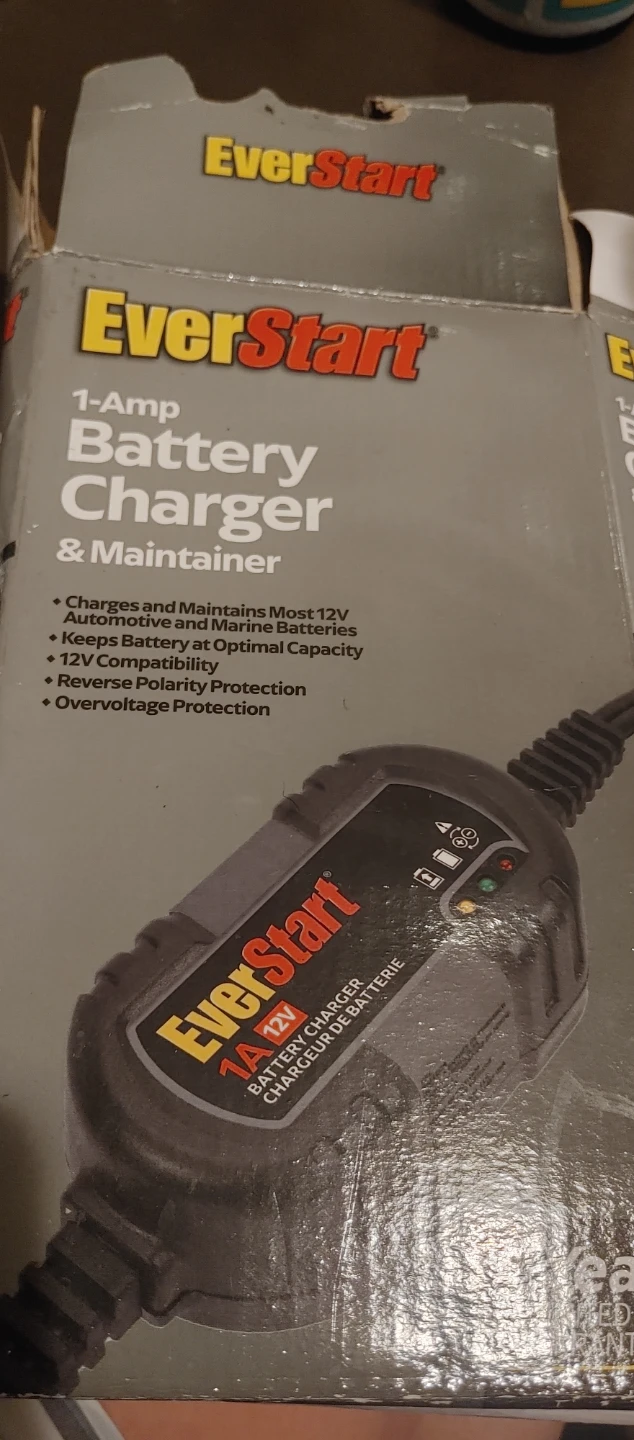 EverStart 1-Amp Battery Charger & Maintainer