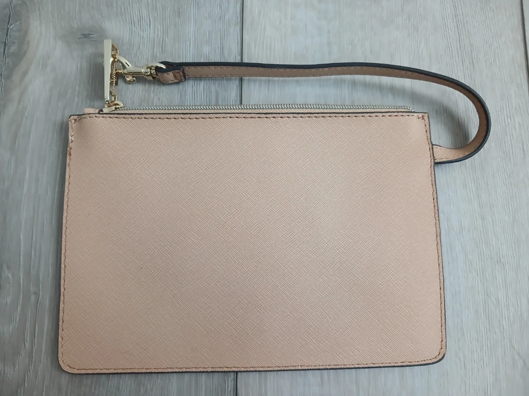 Karl Lagerfeld Paris Wristlet Pouch - photo 3