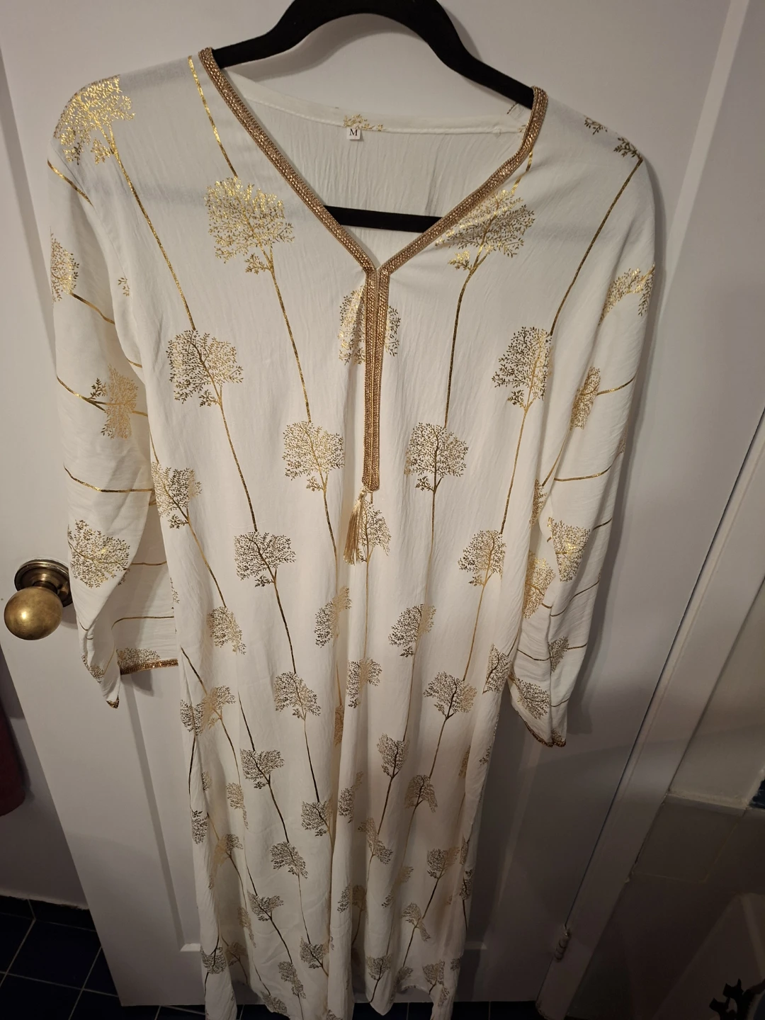 White Kaftan Dress with Gold Tree Pattern Size M - photo 5