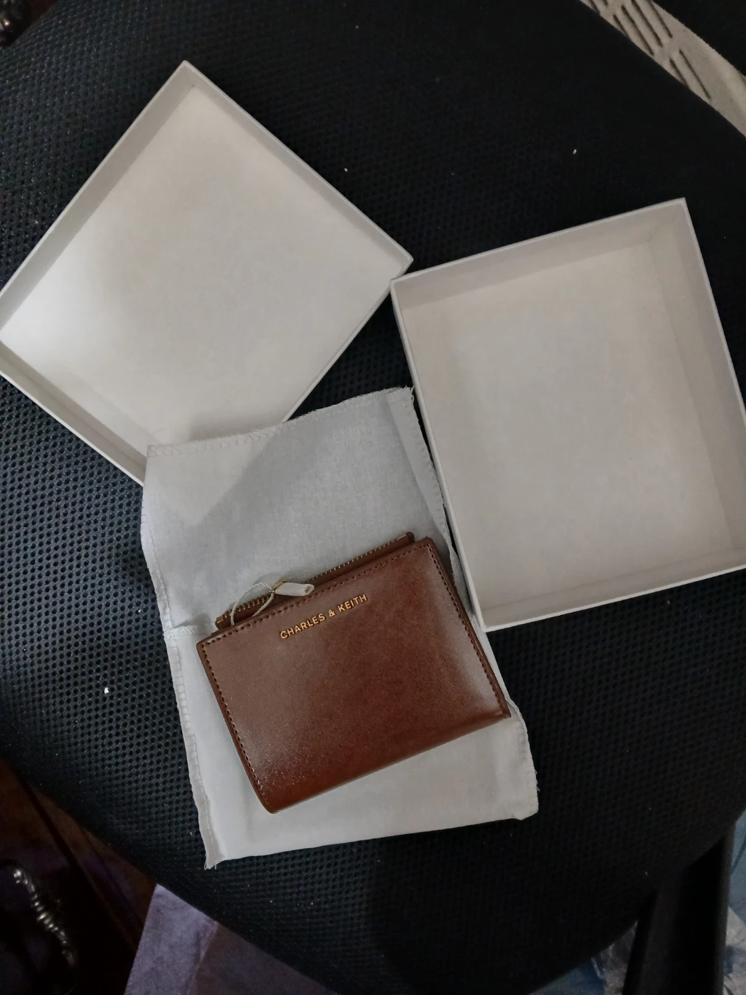Charles & Keith Brown Wallet - photo 5
