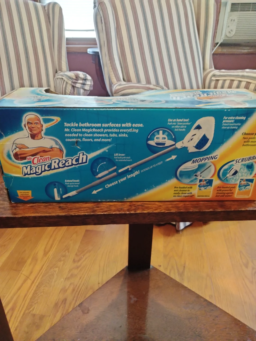 Mr. Clean Magic Bathroom Tool with Extendable Pole - photo 2