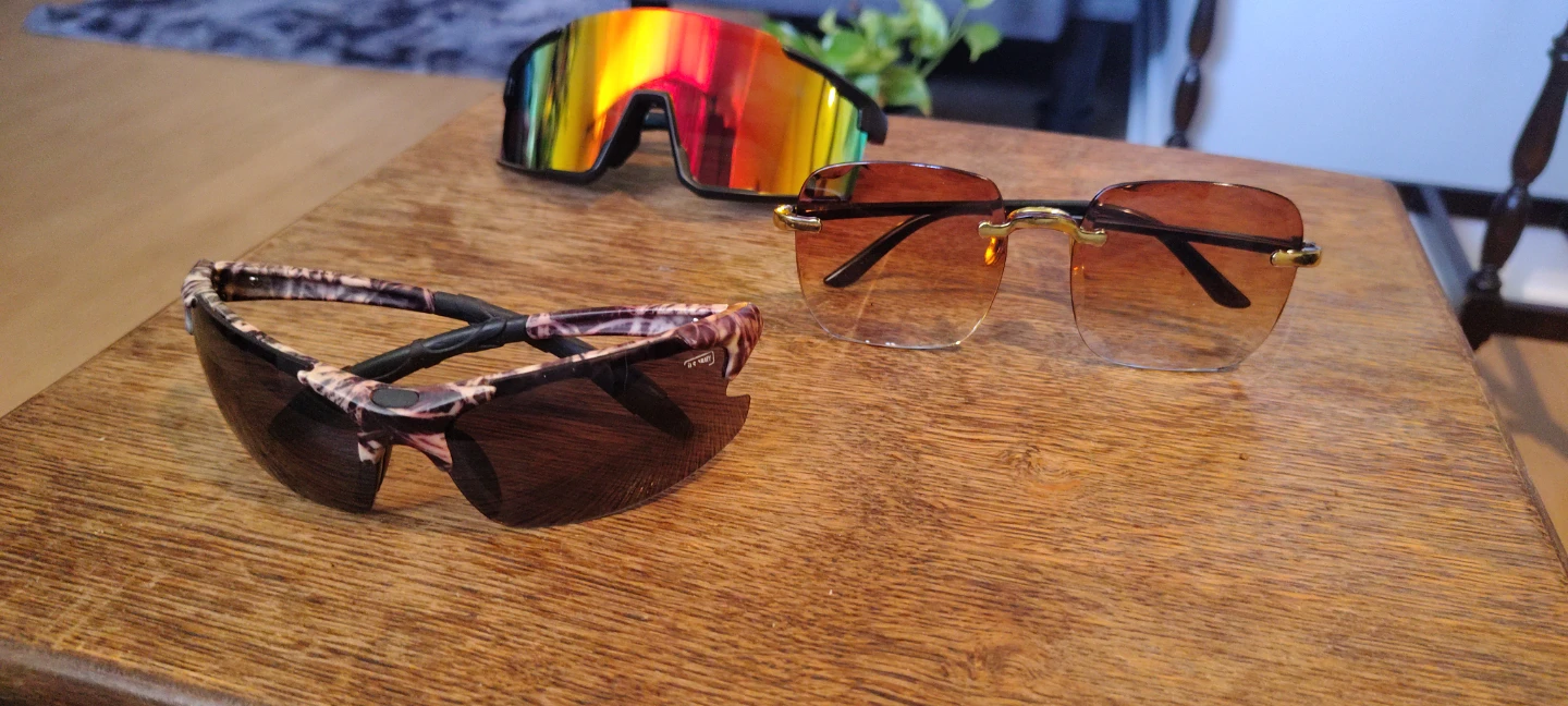 3 Pairs Sunglasses - photo 4