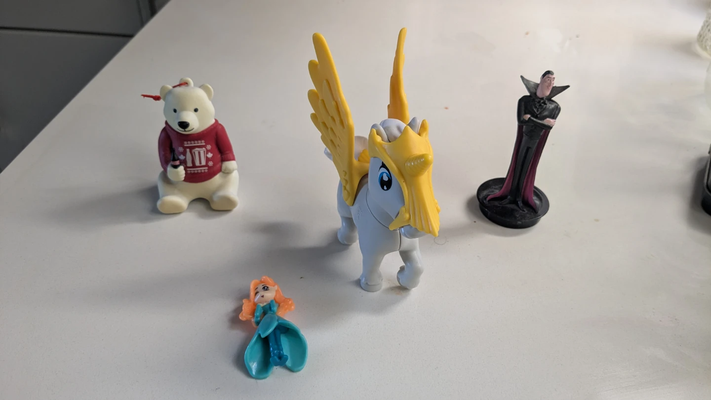 Assorted small toy figurines set