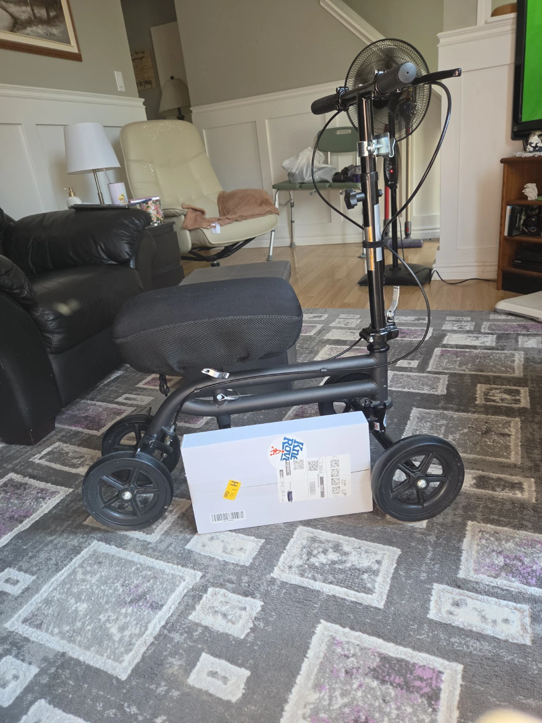 KneeRover Knee Scooter