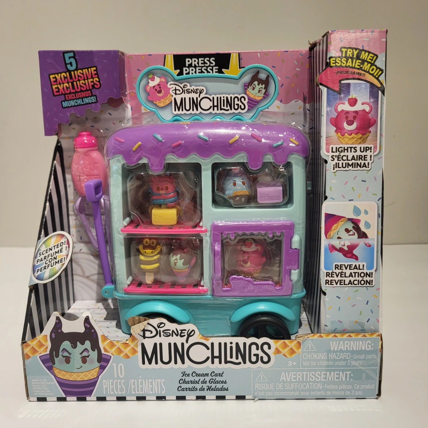 Disney Munchlings Ice Cream Cart Playset with Figures