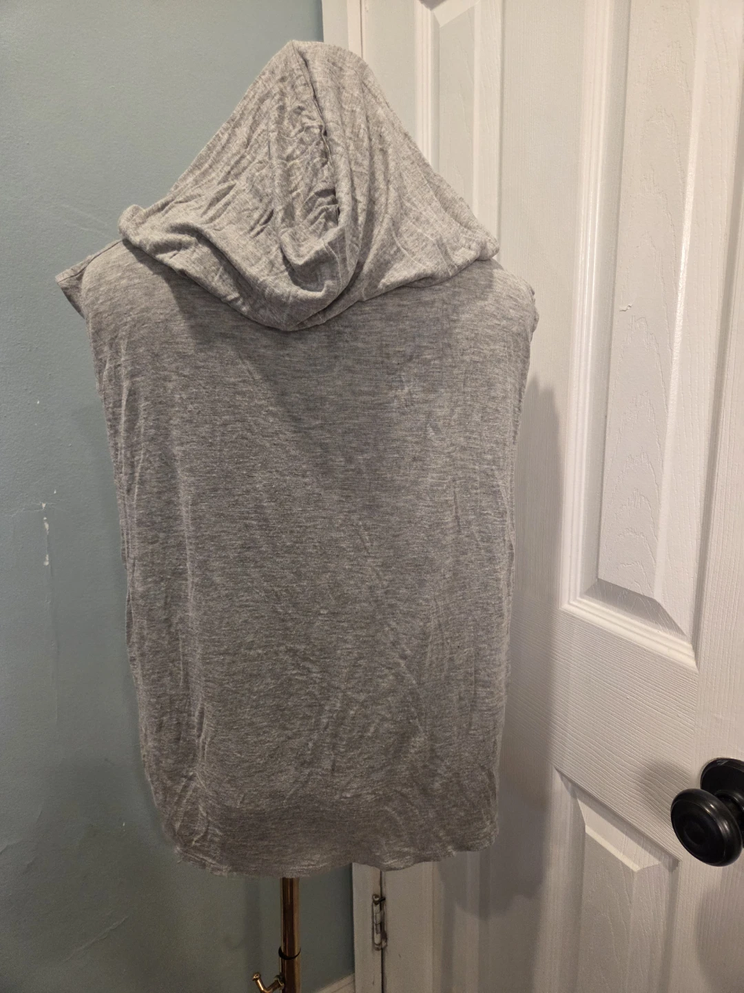 Gray Sleeveless Hooded Top "Good Vibes Only" - photo 3