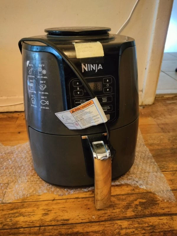Ninja 4-Quart Air Fryer – 1550W – AF101CCO - photo 4