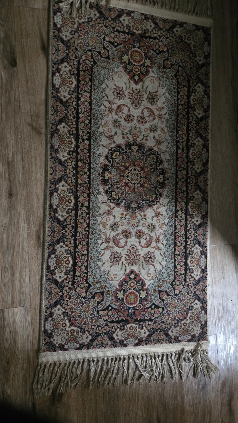 Small carpet