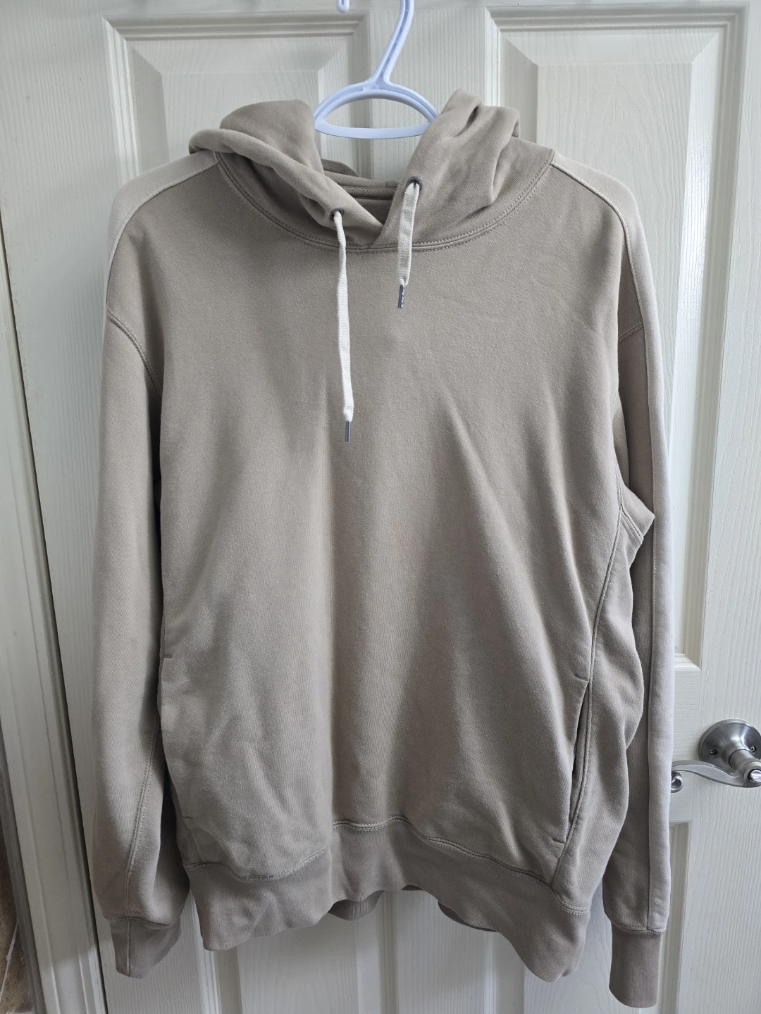 Uniqlo Beige Hoodie - Size M