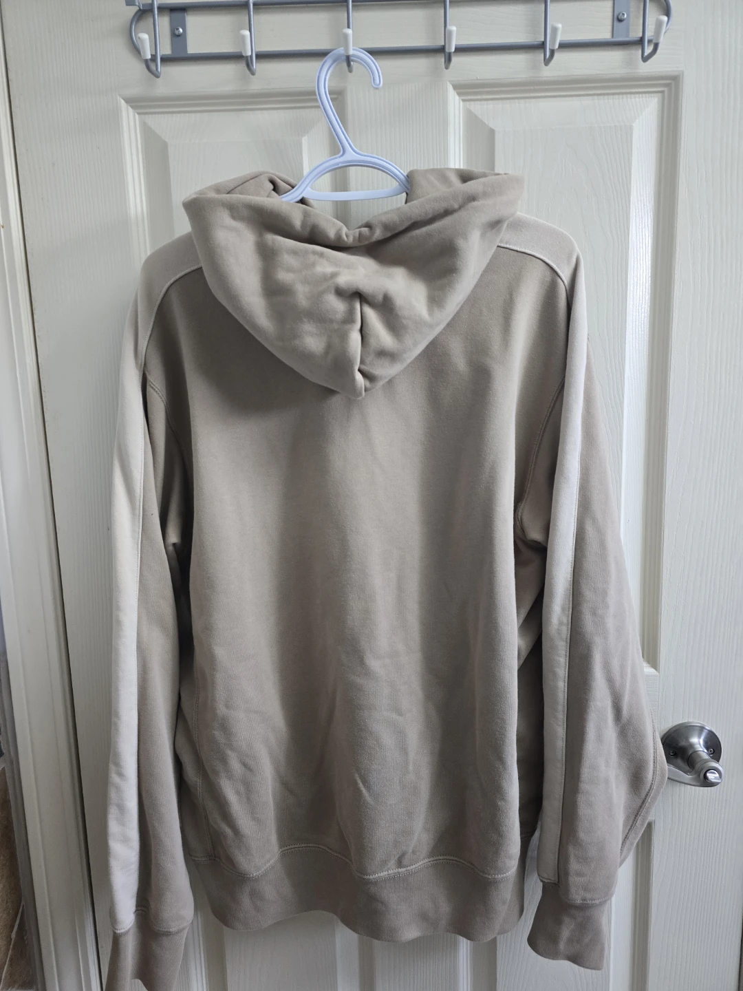 Uniqlo Beige Hoodie - Size M - photo 3