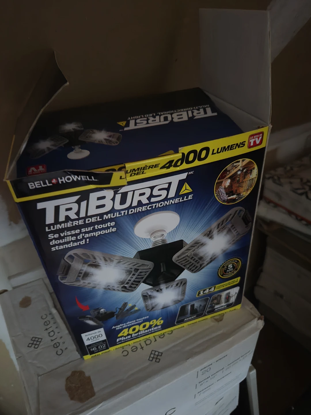 Triburst light