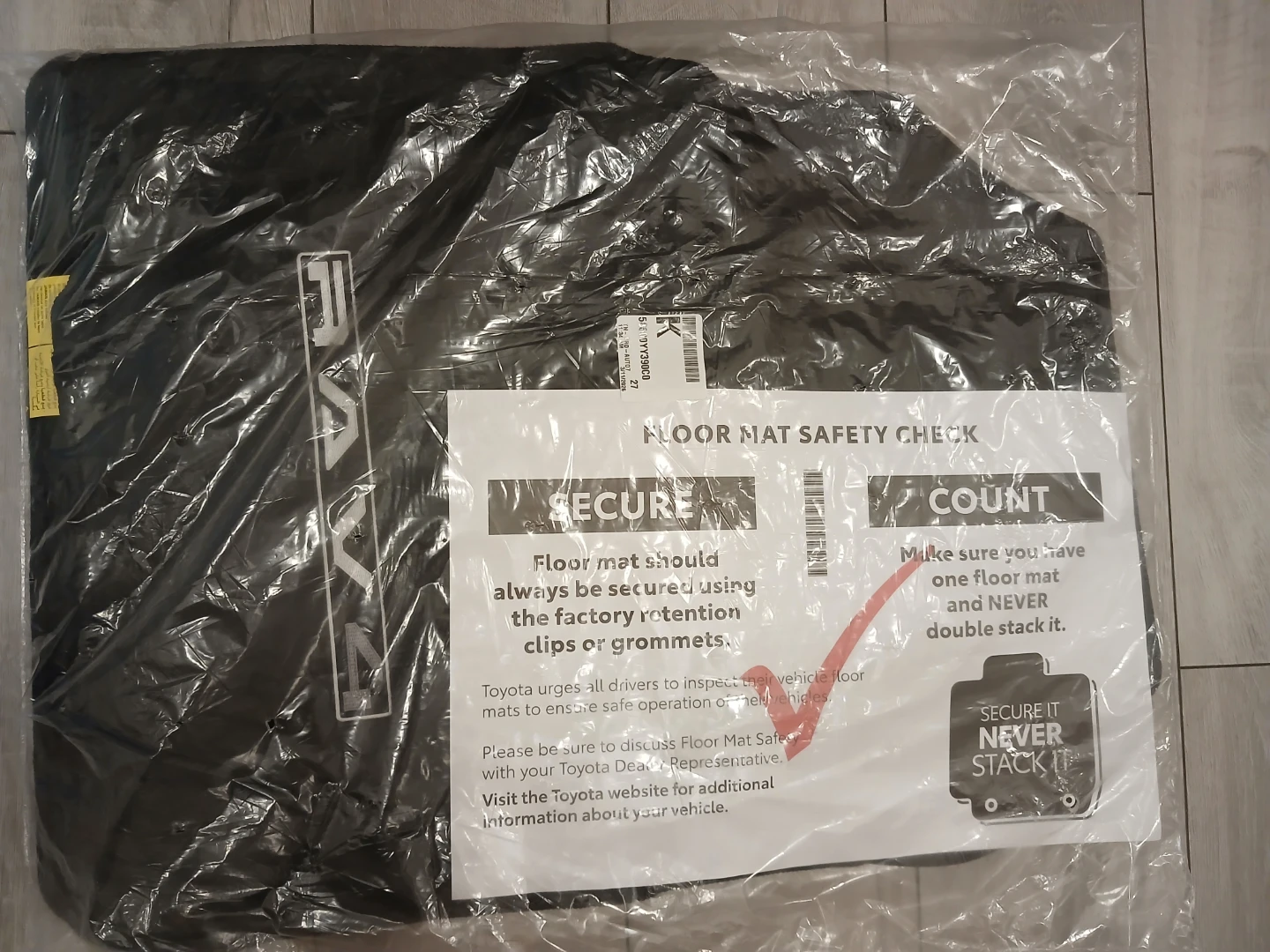 Toyota RAV4 All-Weather Floor Mats - photo 2