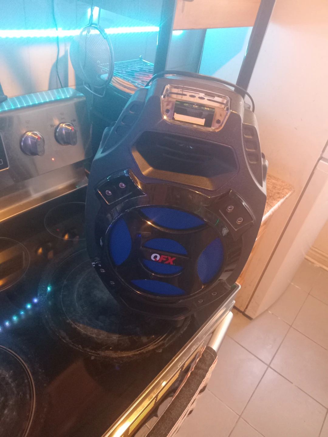 Qfx portable speaker
