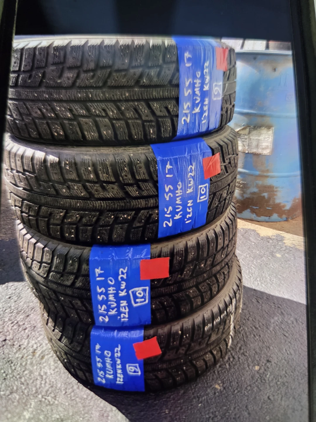 Set of 4 Kumho Izen KW22 Winter Tires 215/55R17