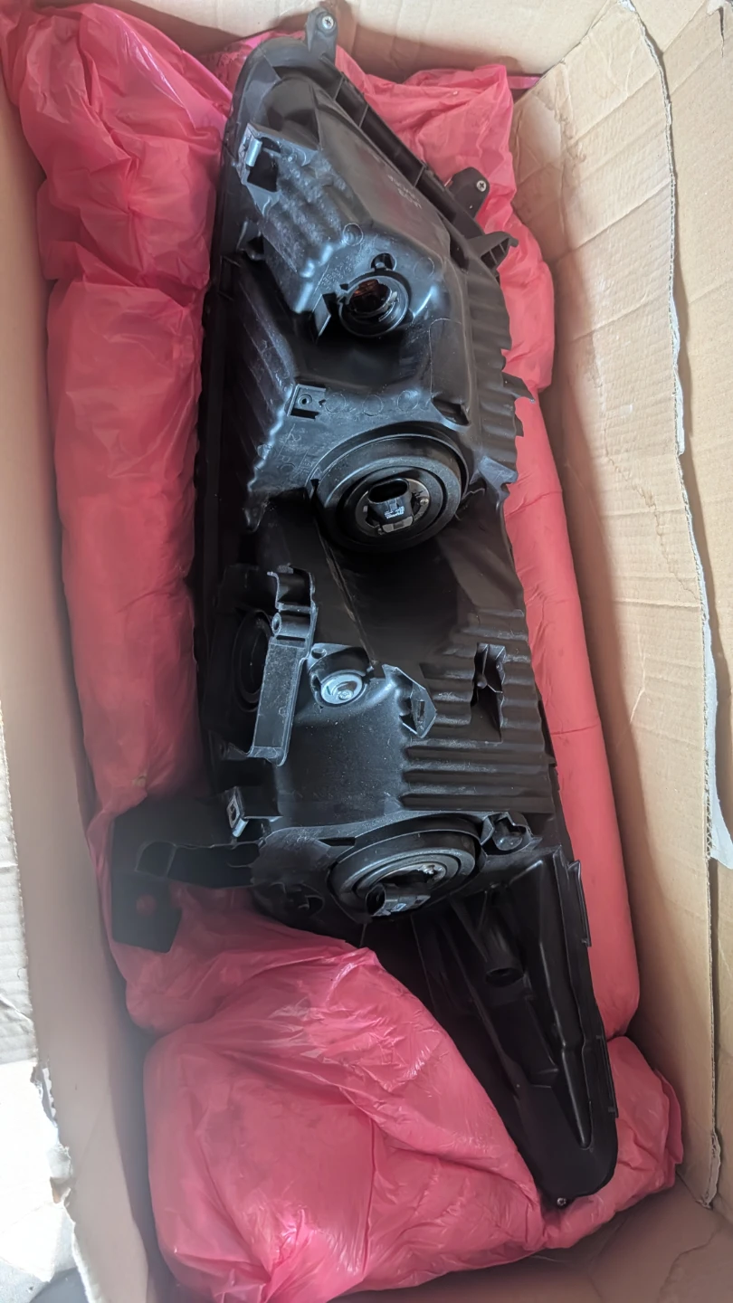 Complete headlight assembly for 2014-2018 Honda - photo 2