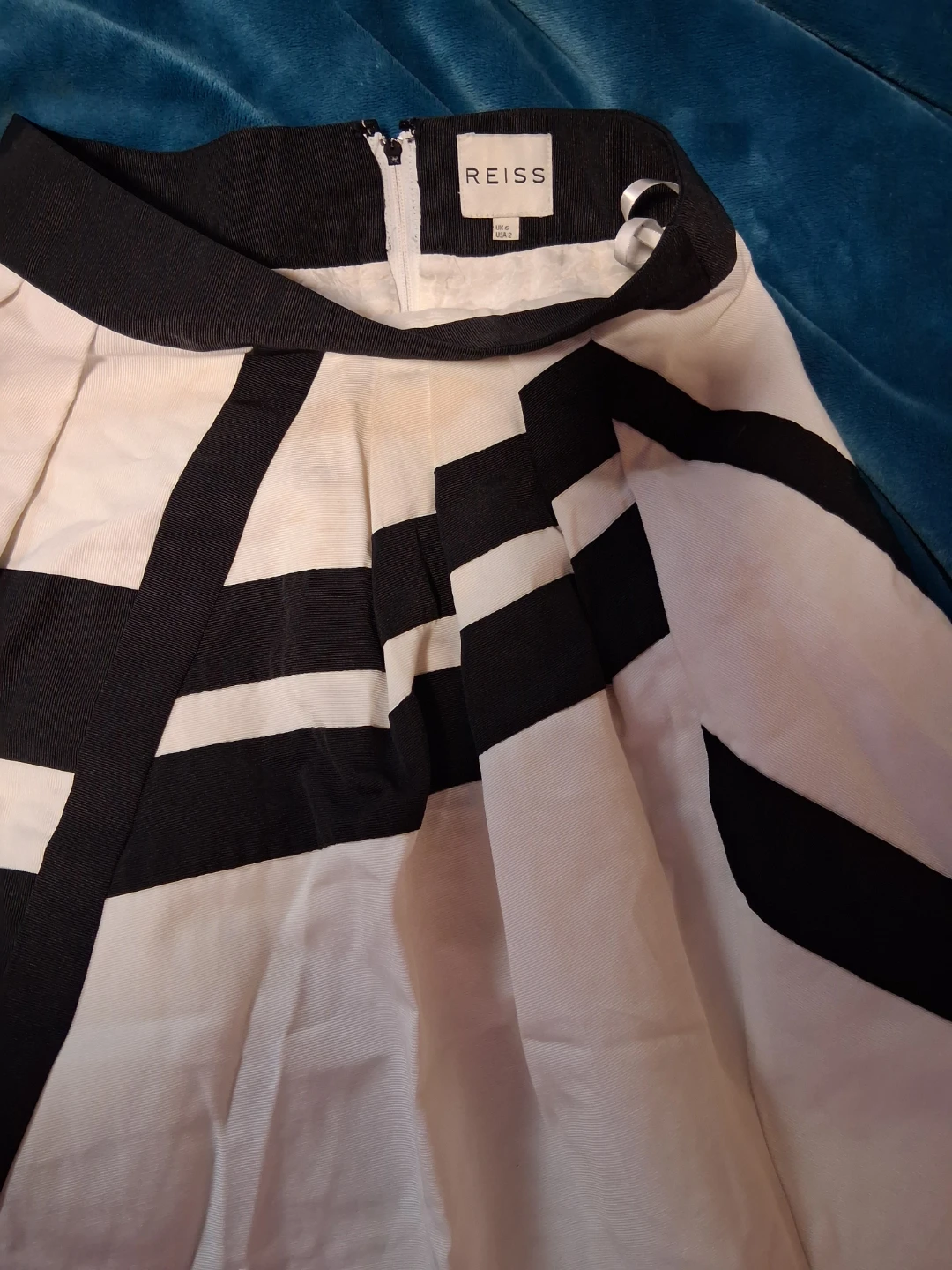 Reiss Black and White Striped Skirt Size 2 - photo 2