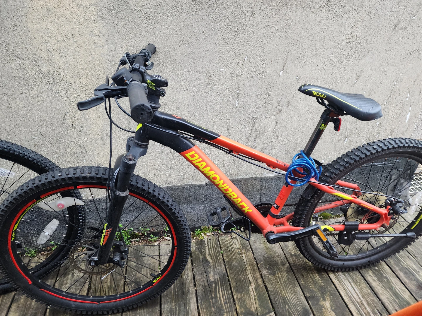 Diamondback Mountain Bike - photo 2