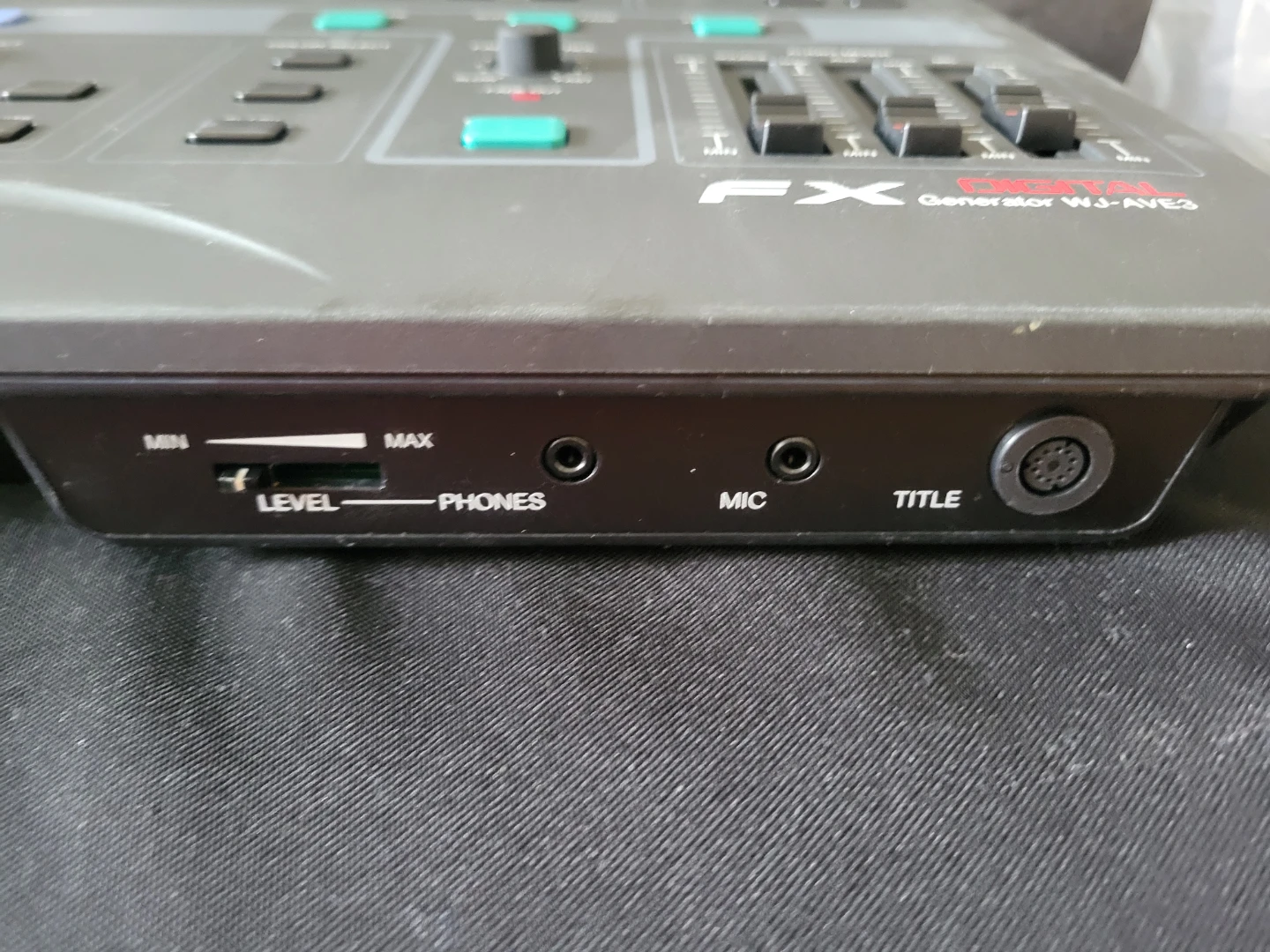 Panasonic WJ-AVE3 FX Digital Video Generator - photo 4