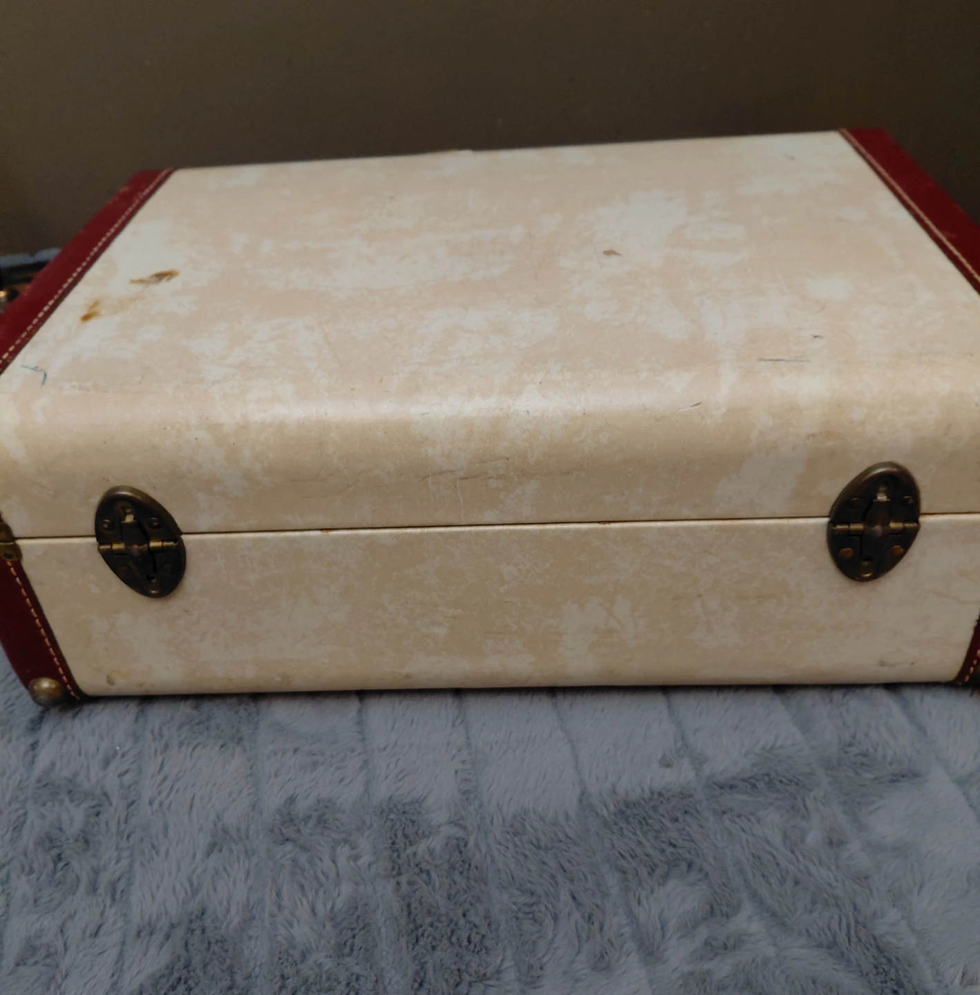 McBrine Luggage Vanity Case - photo 4