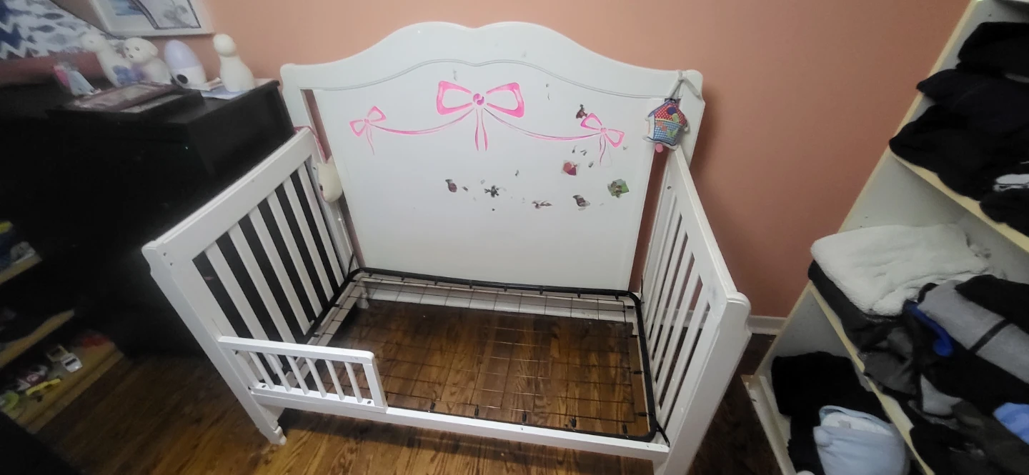 Storkcraft Princess 3-in-1 Convertible Crib - photo 4