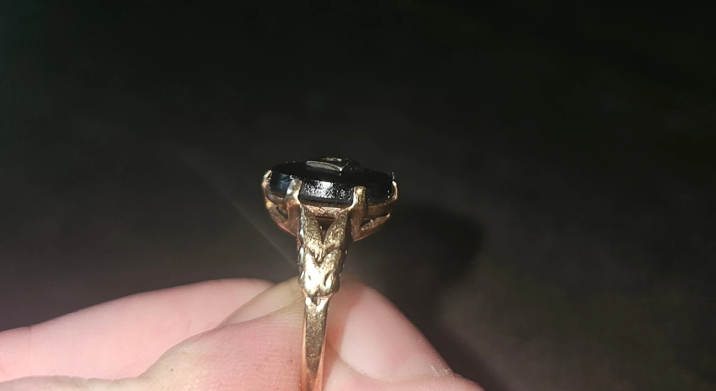 Gold Onyx and Diamond Ring - photo 5