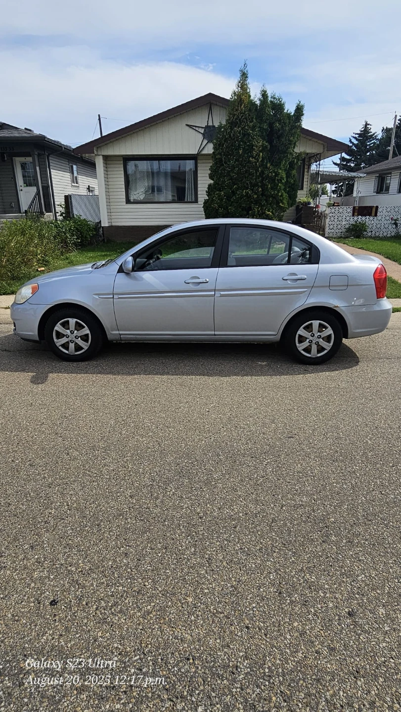 Hyundai Accent Sedan - photo 2
